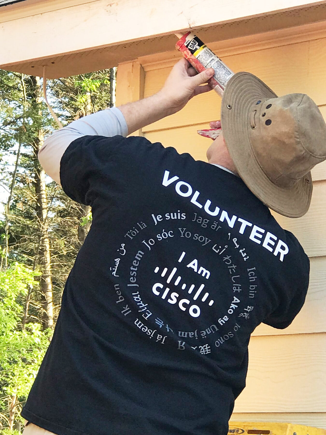 CISCO Volunteer from CISCO helping with a repair.